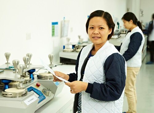 Kobieta - Testy laboratoryjne - MASCOT® WORKWEAR