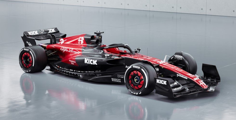 Voiture de course TESTED TO WORK Alfa Romeo F1 Team Stake